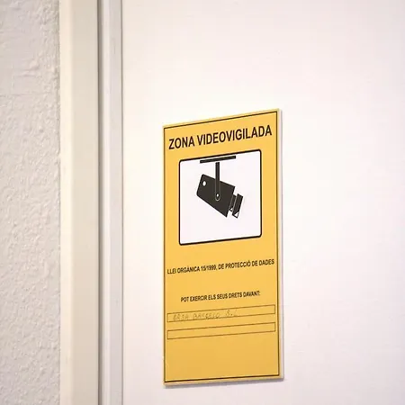Casa Barcelo 2* ברצלונה